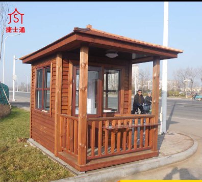 公園景區值班內部都是鍍鋅方管，屬于鋼結構崗亭警務(wù)室防腐木崗亭